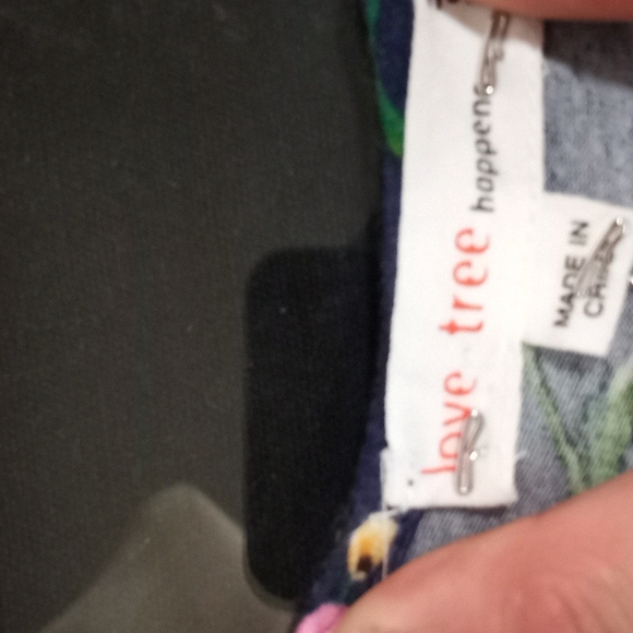 Sheath style dress from "Love Tree" - Picture 5 of 5